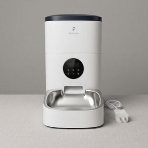 Petlibro Automatic Pet Feeder in White with Silver Bowl